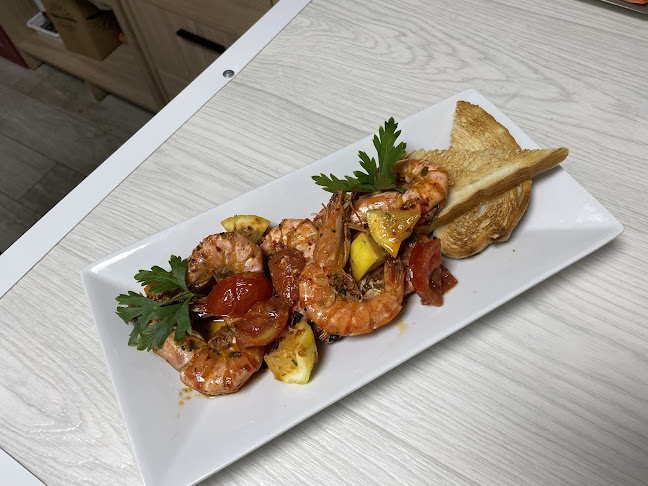 Център, ул. „Георги Кондолов"“ 25, 8180 Приморско