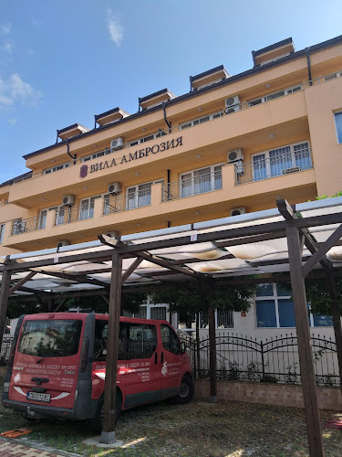 ул. „Сливница“ 9-13, 8142 Черноморец