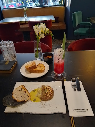 DSQUARED2 Cocktails & Lounge - Гастрономия и хотелиерство