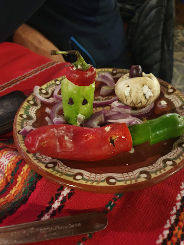 Механа "Алексова къща" - Гастрономия и хотелиерство