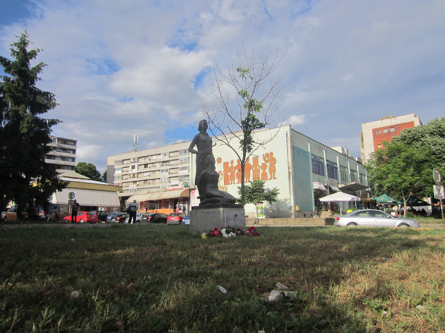 ж.к. Изток, ул. „Търговска“ 58В, 8600 Ямбол