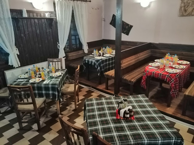 Салкиното Ханче 1989 - Гастрономия и хотелиерство