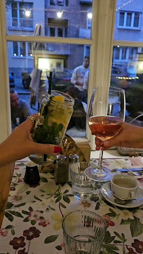 Ателие - Гастрономия и хотелиерство