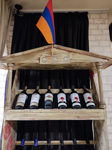 ж.к. Славейков с/у бл.64, 8005 Бургас