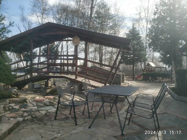 Спортен комплекс „Парадайс“ - Гастрономия и хотелиерство