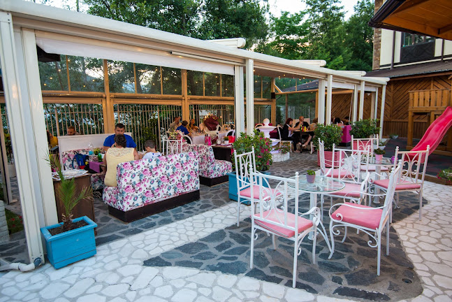 Мартини ресторант и бар