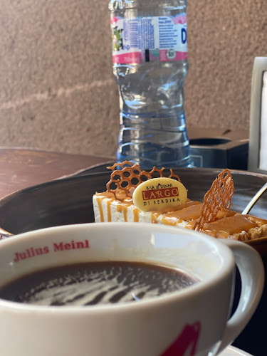 Largo Bar & Diner - София