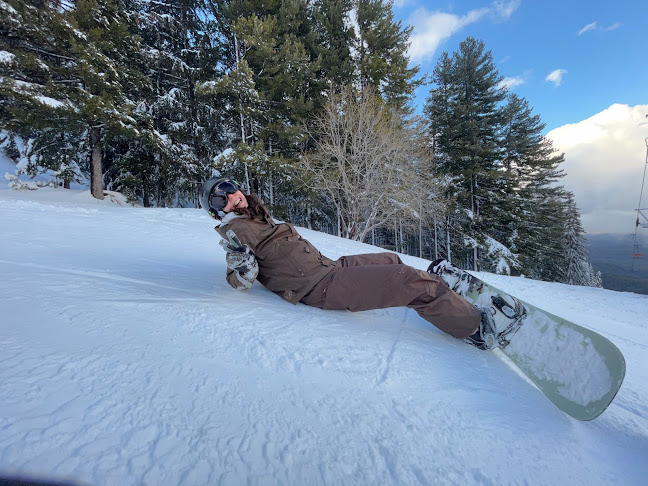 Ресторант Под Междинна Станция - Гастрономия и хотелиерство