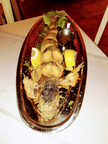 Ресторант Приятели Sandanski - Гастрономия и хотелиерство