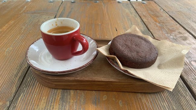 Opinii despre The Coffee Room 1 în Бургас - Гастрономия и хотелиерство
