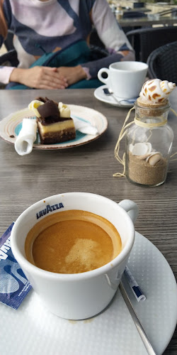 Ресторант и клуб 24 - Гастрономия и хотелиерство