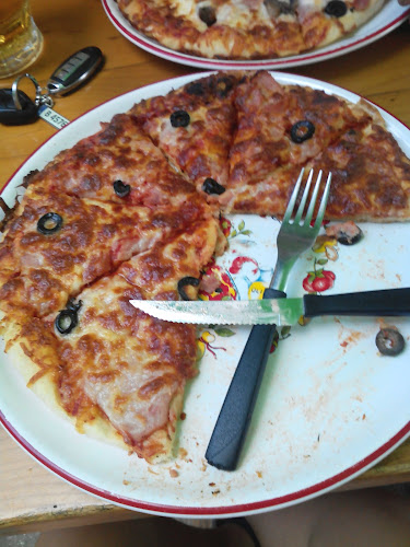 Opinii despre Снек-бар "Аида" în Девня - Гастрономия и хотелиерство