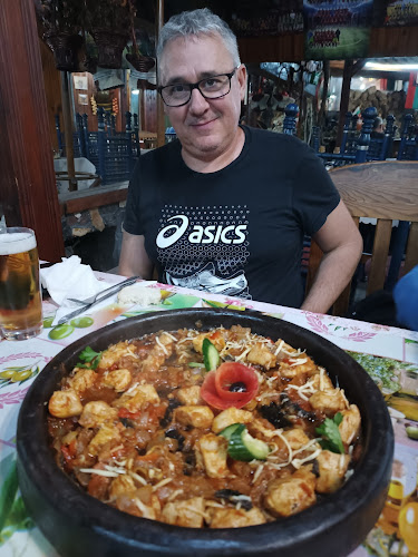 Шадравана - Гастрономия и хотелиерство