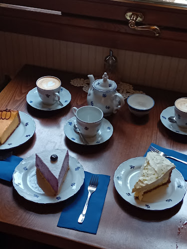 Opinii despre Сладкарница Вила Росиче | Сладкарница София în София - Гастрономия и хотелиерство