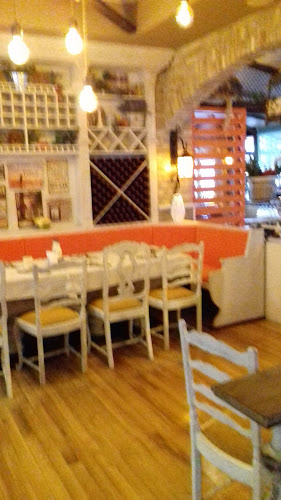 Макси бар и грил - Гастрономия и хотелиерство