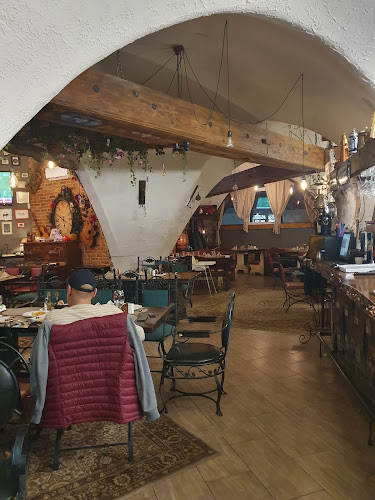 Ресторант "Porky's", град Пловдив - Гастрономия и хотелиерство