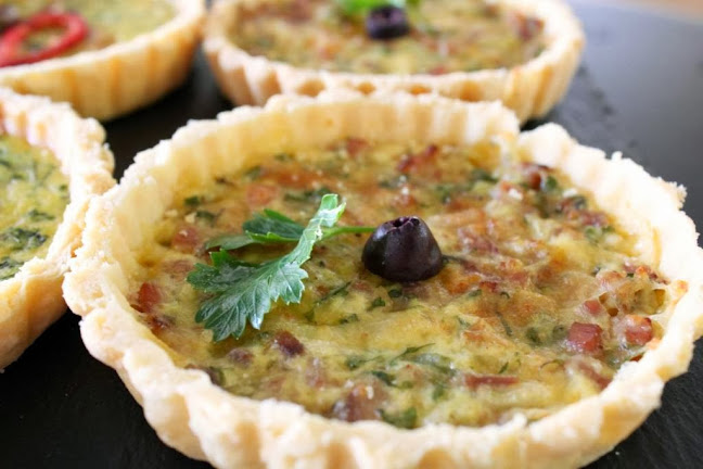 Green Deli Cafe - Гастрономия и хотелиерство