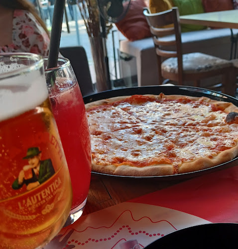 София център, ул. „Уилям Гладстон“ 36, 1000 София