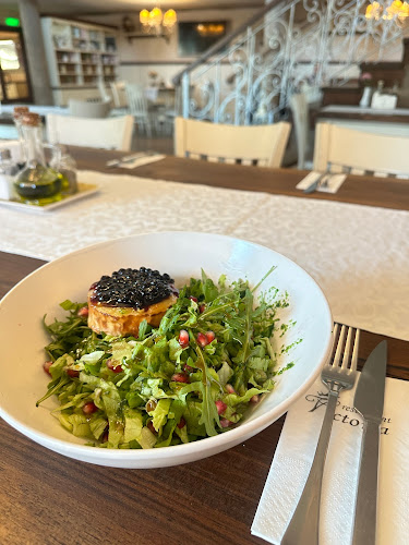 Opinii despre Ресторант "Victoria" | Вкусна Храна | Семейна Вечеря | Романтична Вечеря în Панагюрище - Гастрономия и хотелиерство