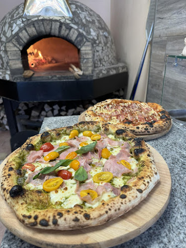 Opinii despre Pizza Locale în София - Гастрономия и хотелиерство