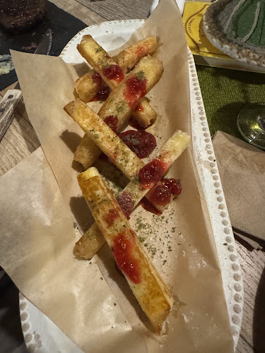 Retro Restaurant Borika - Гастрономия и хотелиерство