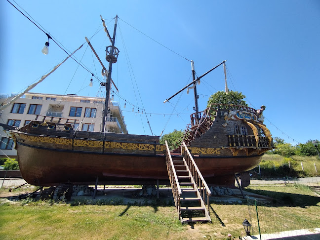 Ресторант Кораб Есмералда - Гастрономия и хотелиерство