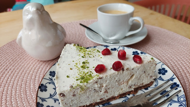 Robin - Гастрономия и хотелиерство