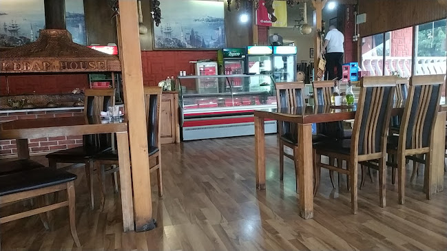 Джанам - турски - Гастрономия и хотелиерство