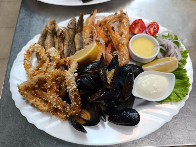 Opinii despre Bistro/Guesthouse KIPARIS în Бяла - Гастрономия и хотелиерство