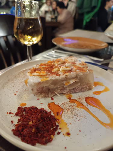 кв. Грамадето, ул. „Пирин“ 100, 2770 Банско