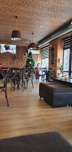 CJ8C+89, Плевен,ул. „Васил Априлов пл. Македония 34, 5809 Плевен, България