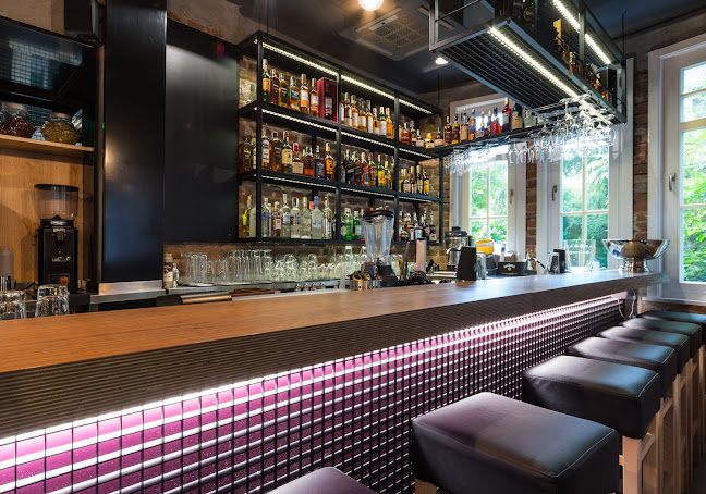 Pette Kyosheta, ул. „Цар Асен“ 81, 1463 София