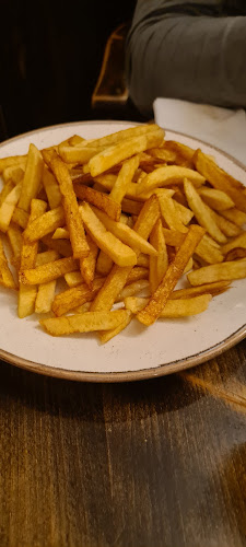 Opinii despre Ейл Хаус Център în София - Гастрономия и хотелиерство