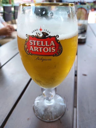 Момо - Гастрономия и хотелиерство