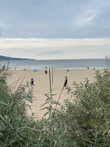 Opinii despre Фастфуд în Слънчев бряг - Гастрономия и хотелиерство