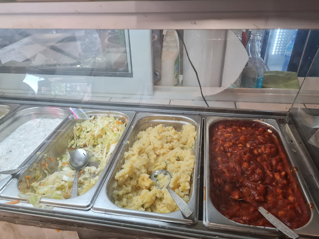 Comentarii opinii despre Заведение за бързо хранене Двата Бора