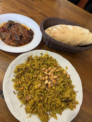 Иракски ресторант „Ашурбанипал“ - Гастрономия и хотелиерство