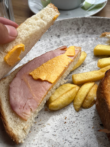 "The Square" bar and dinner - Перник