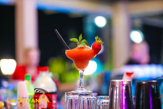 La Cubanita En El Mar Sveti Vlas