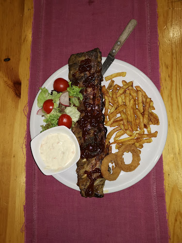 Мечките - Гастрономия и хотелиерство