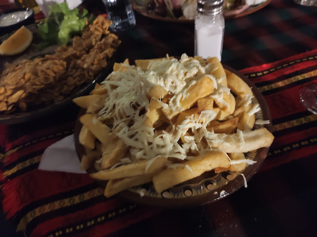 ул. „Търговска“ 1, 2777 Добринище