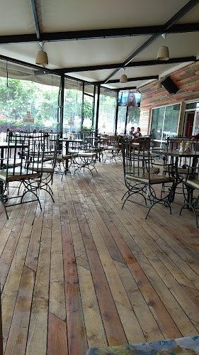 Opinii despre Бар "Пъзел" în Чирпан - Гастрономия и хотелиерство