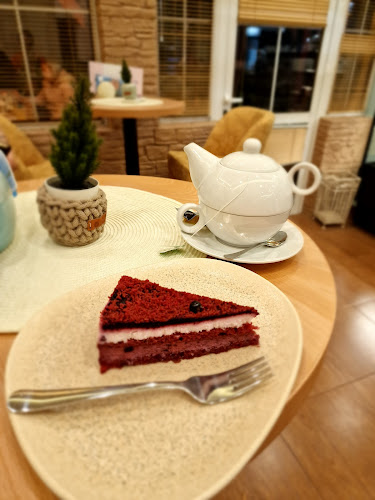 Lidia's Bakery | Сладкарница Дружба - Гастрономия и хотелиерство