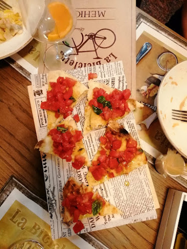 Comentarii opinii despre Пицария La Bicicletta Trattoria