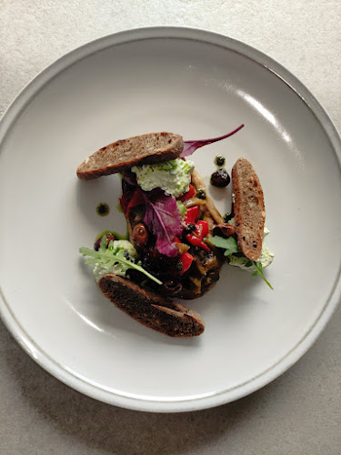 Gora Restaurant - Гастрономия и хотелиерство