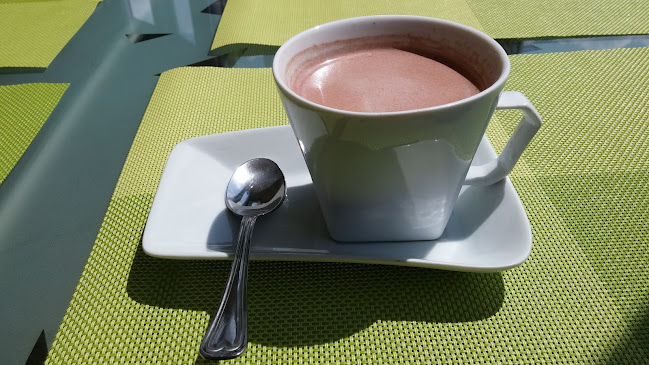 Снежанка Пампорово - Гастрономия и хотелиерство