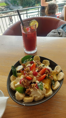 Comentarii opinii despre Afreddo