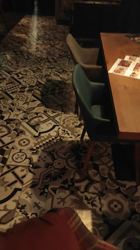 Comentarii opinii despre Уго