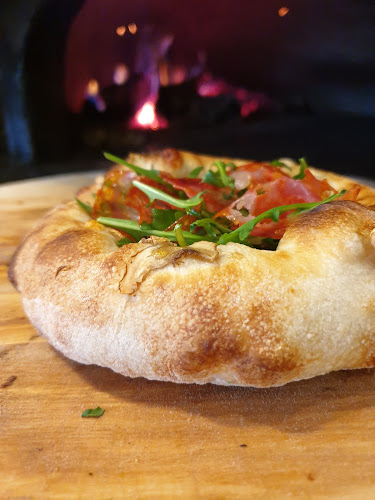 Пеперончино пица и паста - Гастрономия и хотелиерство