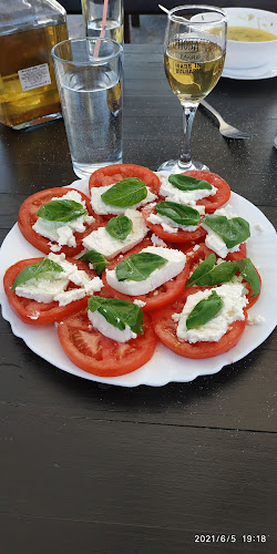 ул. „Георги Димитров“ 41, 2777 Добринище